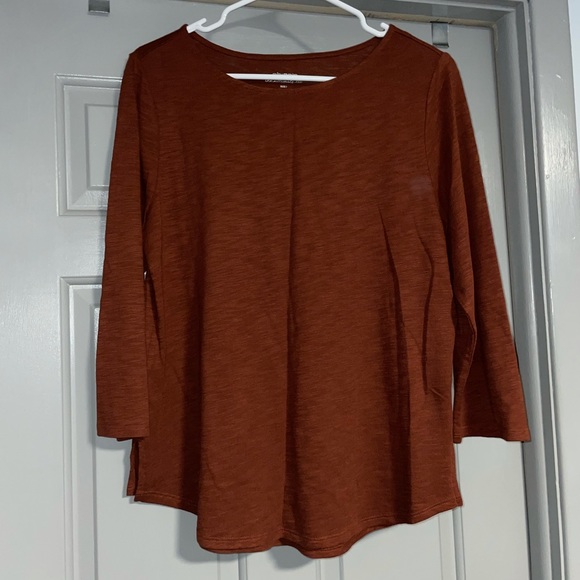 Small Top. MUST BE BUNDLED - Picture 2 of 7